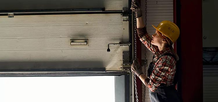 Addressing Common Garage Door Stoppage Issues in Laredo, TX